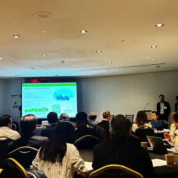 Nicholas Bashian presenting Glass Anode™ at EVs4ALL